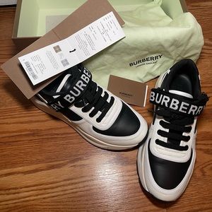 Authentic Burberry A-lf Ronnie sneakers
